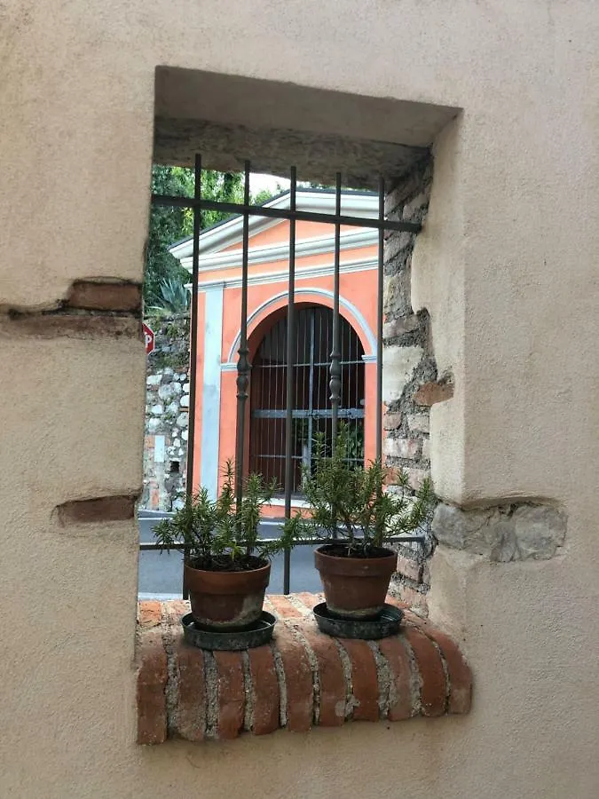 Apartment Ferienwohnung Tree House Polpenazze del Garda Italien